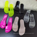 Pantoufles d&#39;été PVC Femmes Clear Jelly Chaussures Neon Couleur Femmes Sandales confortables Transparent Jelly Slipper Européen Style